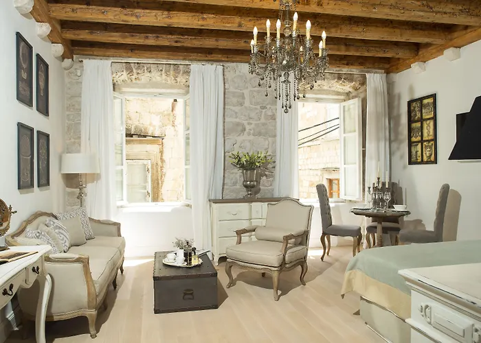 Pensión St. Joseph's 4*