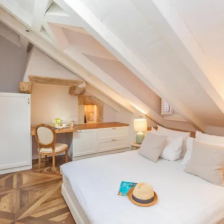 St. Joseph's 4* Ragusa